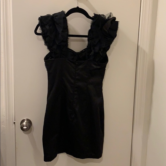 Black dress - Picture 3 of 6
